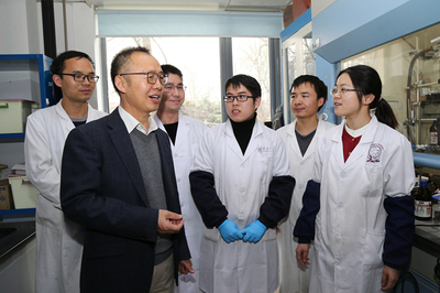 南开大学周其林院士团队成果斩获国家自然科学奖一等奖，彰显基础研究原始创新力量